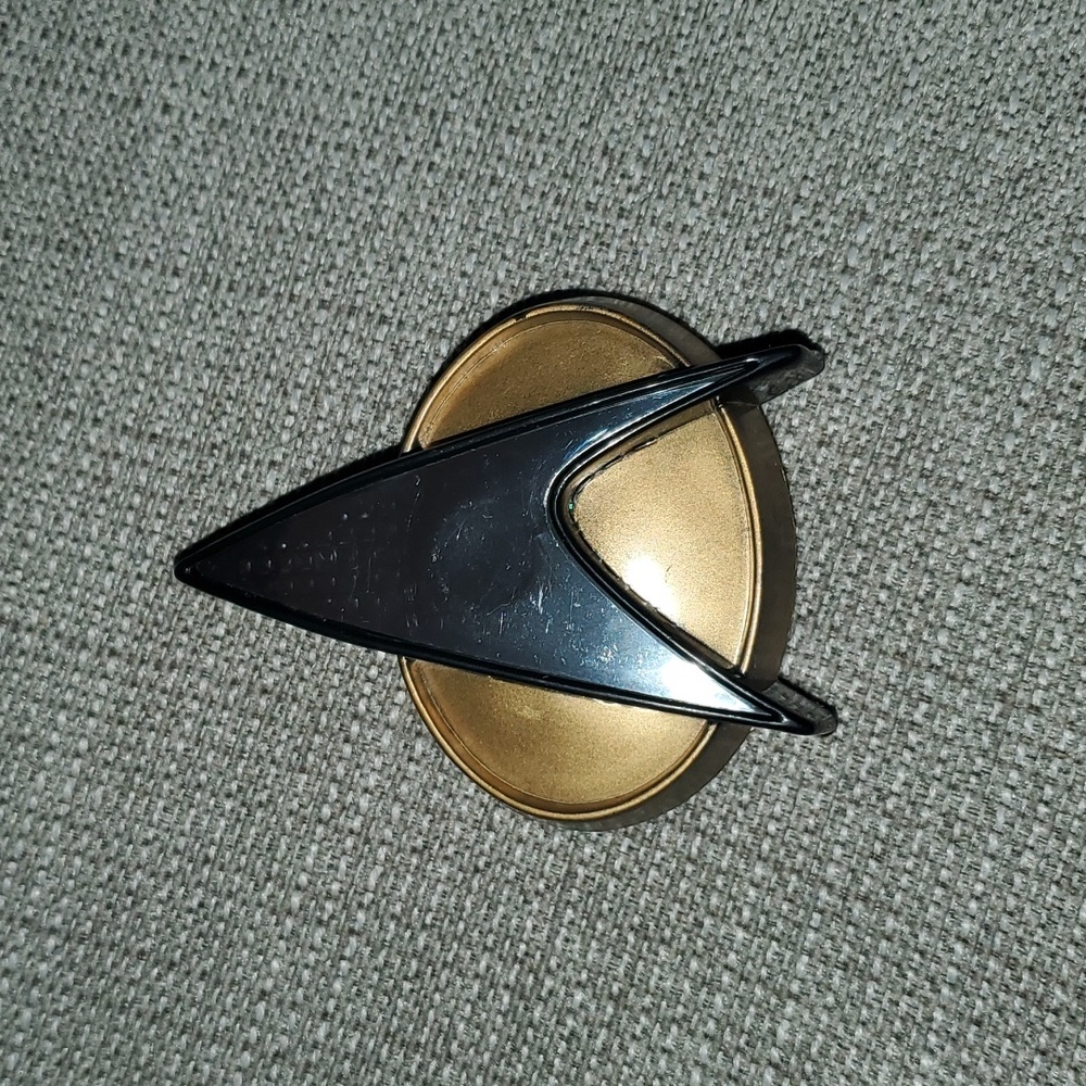 Star Trek Starfleet Talking Communicator